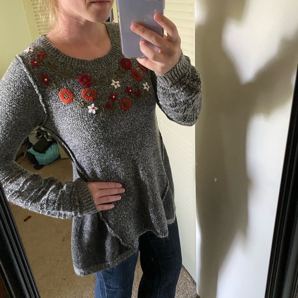 Hippy Floral Embroidered Sweater